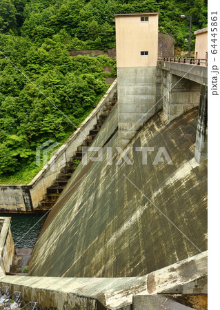 本州最北端 川内ダムの堤体 本州最北端 川内ダムの堤体 64445861