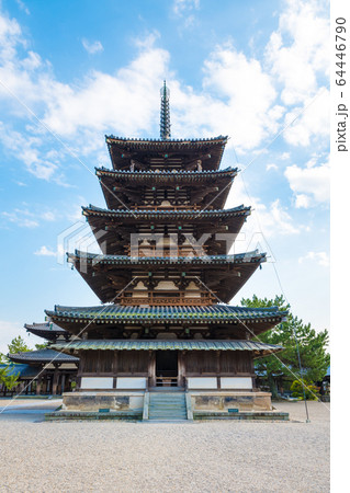 法隆寺 五重塔 （奈良県生駒郡斑鳩町） 64446790