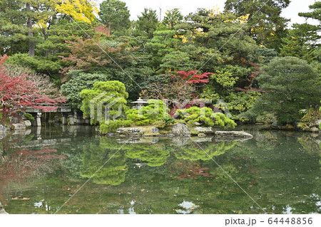 京都御所 御池庭 京都御所 御池庭 64448856