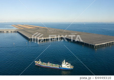 東京国際空港 羽田空港 D滑走路 64449310