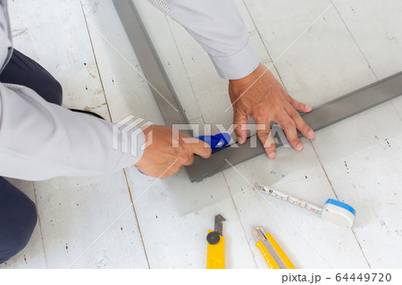 網戸の張替え 網戸の張替え 64449720