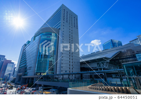 大阪駅と光芒 64450051