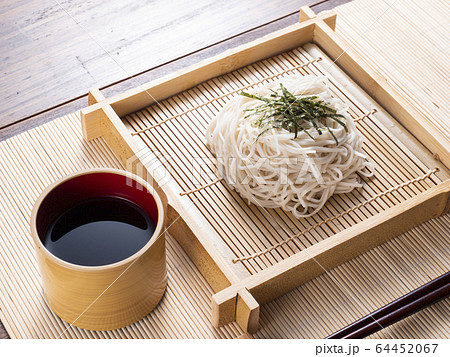 ざるそば　更科そば 64452067