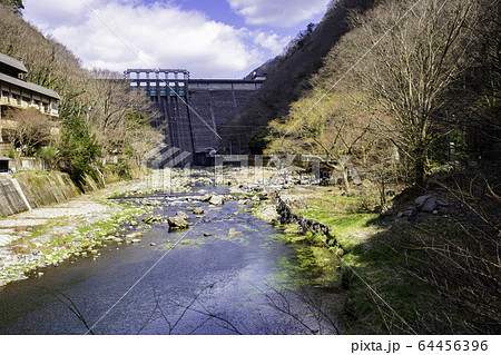 湯原温泉郷　温泉街　名泉砂湯　岡山県真庭市 64456396