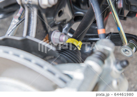 【車　足回り】 64461980