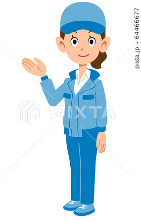 右上に手のひらを向け紹介する青い作業着の女性 64466677