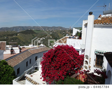 スペイン　白い村フリヒリアーナ 64467784