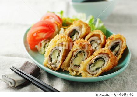 チーズと大葉のロールとんかつ 64469740