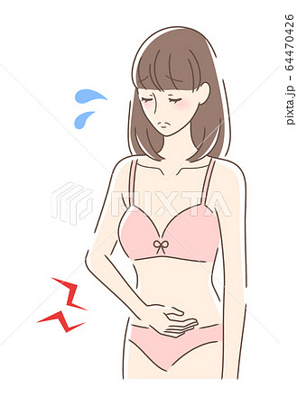 お腹が気になる女性 64470426