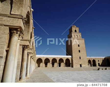 チュニジア・カイルアン 大モスク / Great Mosque, Kairouan 64471708