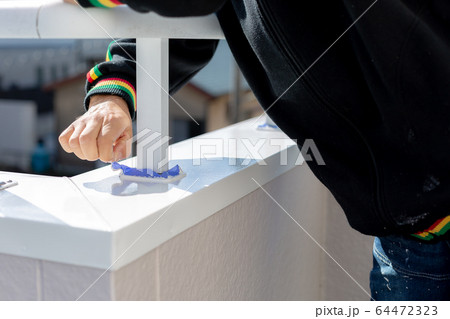 ベランダの修理 64472323