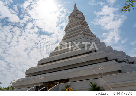 ワットパクナムの仏塔 ワットパクナムの仏塔 64477570