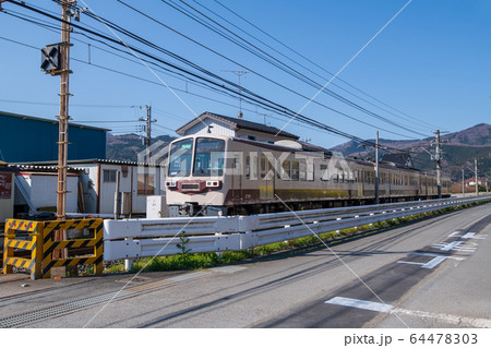 秩父鉄道 藤田善道寺前 電車通過 秩父鉄道 藤田善道寺前 電車通過 64478303