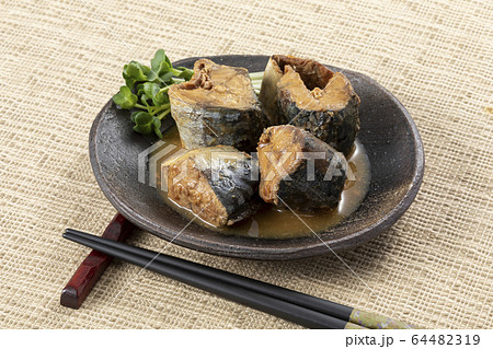 サバ缶　味噌煮 64482319