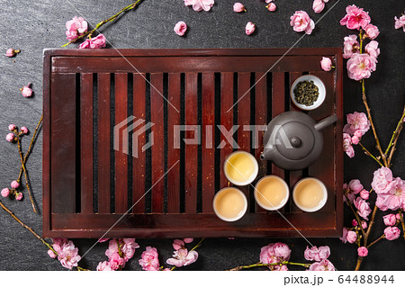 中国茶 Chinese tea set of beauty and health 中国茶 Chinese tea set of beauty and health 64488944