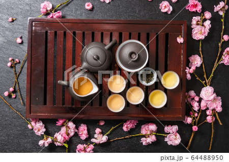 中国茶 Chinese tea set of beauty and health 中国茶 Chinese tea set of beauty and health 64488950