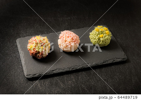 和菓子　Japanese culture Japanese sweets for tea 64489719