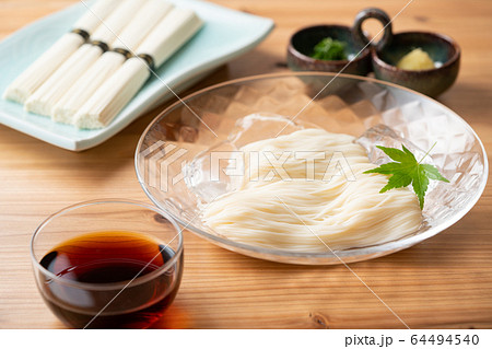 素麺 64494540