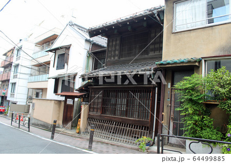 旧伊勢屋質店　本郷 64499885