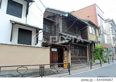 旧伊勢屋質店　本郷 64499887
