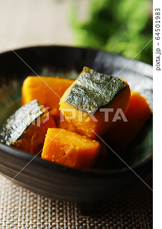 かぼちゃの煮物 64501983