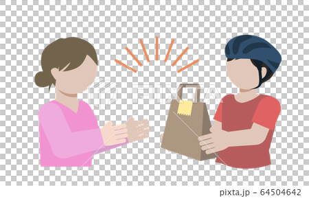 デリバリーの商品を手渡す宅配員 64504642