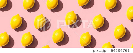 Fresh yellow lemons overhead view 64504761