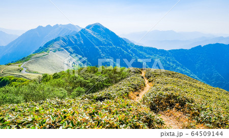 瓶ヶ森の風景 瓶ヶ森の風景 64509144