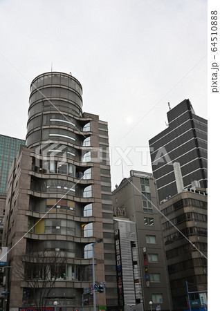 西梅田周辺のレトロビル 64510888