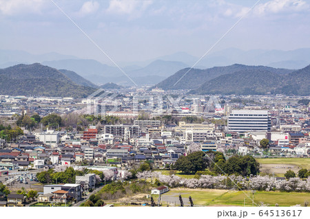 岐阜県　各務原市都市風景　三井山より 64513617