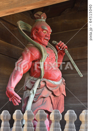 世田谷散歩：九品仏浄真寺 仁王門の金剛力士像の写真素材 [64515040] - PIXTA