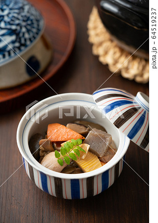 筑前煮 64519237