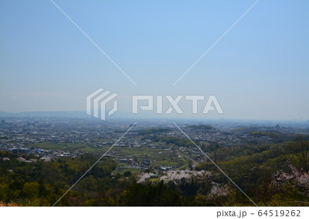 高槻市三好山山頂からの眺め 高槻市三好山山頂からの眺め 64519262