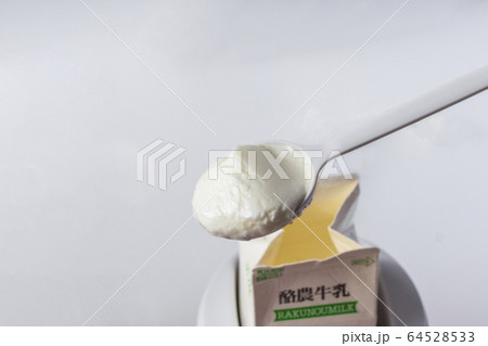 ヨーグルト_ヨーグルトメーカー ヨーグルト_ヨーグルトメーカー 64528533