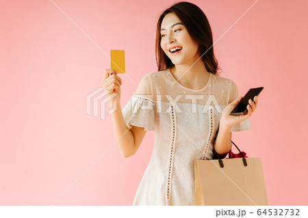 Girl Shopping Girl Shopping 64532732