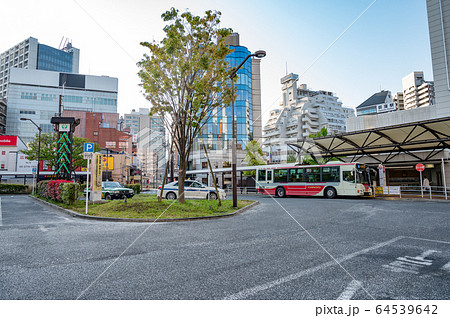 荻窪駅北口ロータリー 64539642