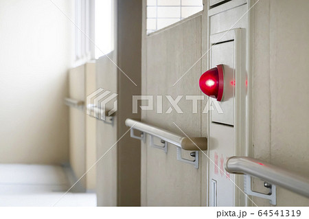 連結送水管・放水口 連結送水管・放水口 64541319