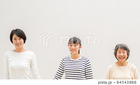 家族 女性 家族 女性 64543966