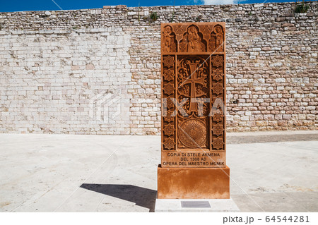 Basilica di San Francesco, historical architecture in Assisi, Italy Basilica di San Francesco, historical architecture in Assisi, Italy 64544281