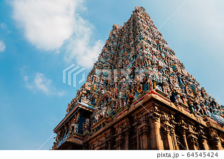 Meenakshi Amman Temple in Madurai, India Meenakshi Amman Temple in Madurai, India 64545424
