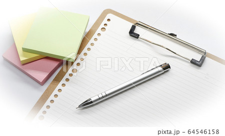 クリップボード　メモ帳　ペン 64546158