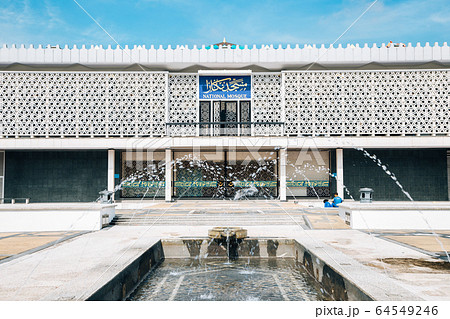 Masjid Negara mosque in Kuala Lumpur, Malaysia 64549246