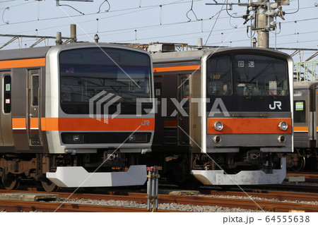 日中の東所沢電車区にて 日中の東所沢電車区にて 64555638