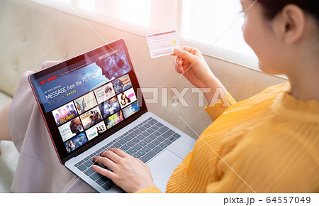 動画配信サービス 64557049