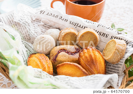 焼き菓子 64570700