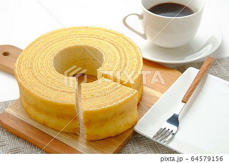 バームクーヘン 64579156