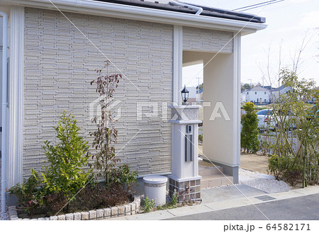 戸建住宅　エントランス　外構　イメージ 64582171