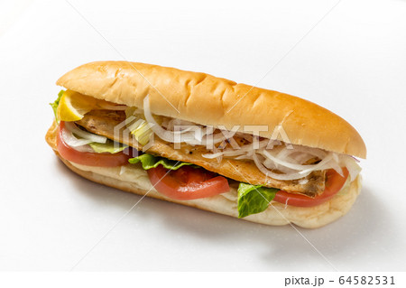 トルコ名物 サバのサンドイッチ Istanbul mackerel sandwich トルコ名物 サバのサンドイッチ Istanbul mackerel sandwich 64582531