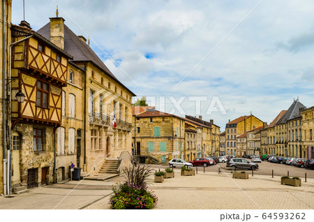 Half-timbered house on Saint-Pierre square 64593262