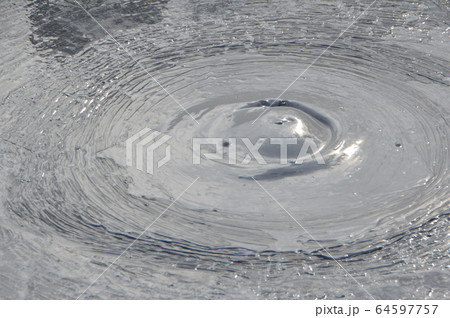 別府地獄めぐり「鬼石坊主地獄」（別府温泉 鉄輪･亀川地域／大分県別府市） 64597757